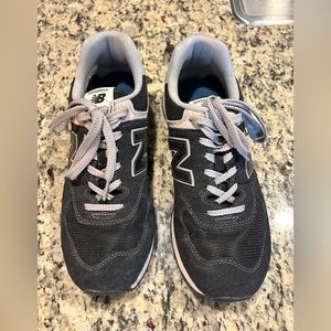 New Balance Men’s size 11 Classic 574